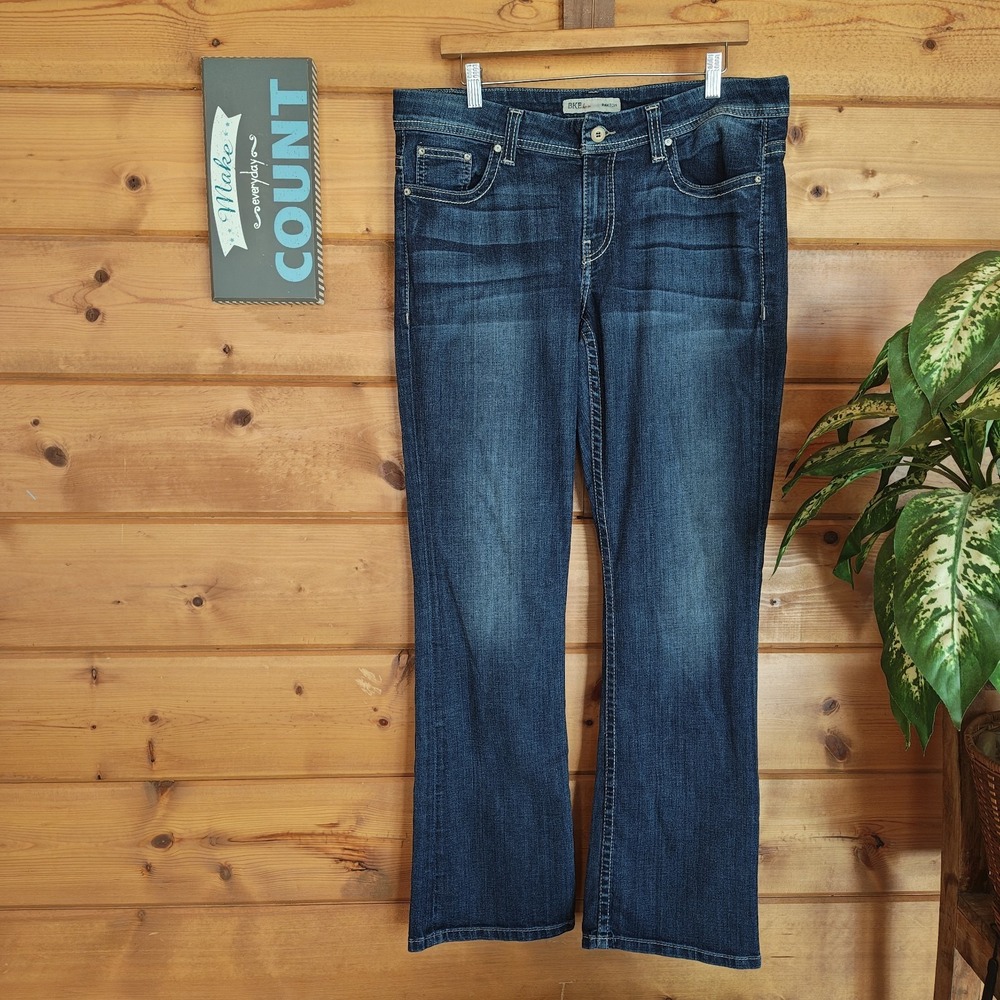 BKE Payton Bootcut Mid Rise Stretch Jeans In Boleman Wash Embroidered Sz 32(36")